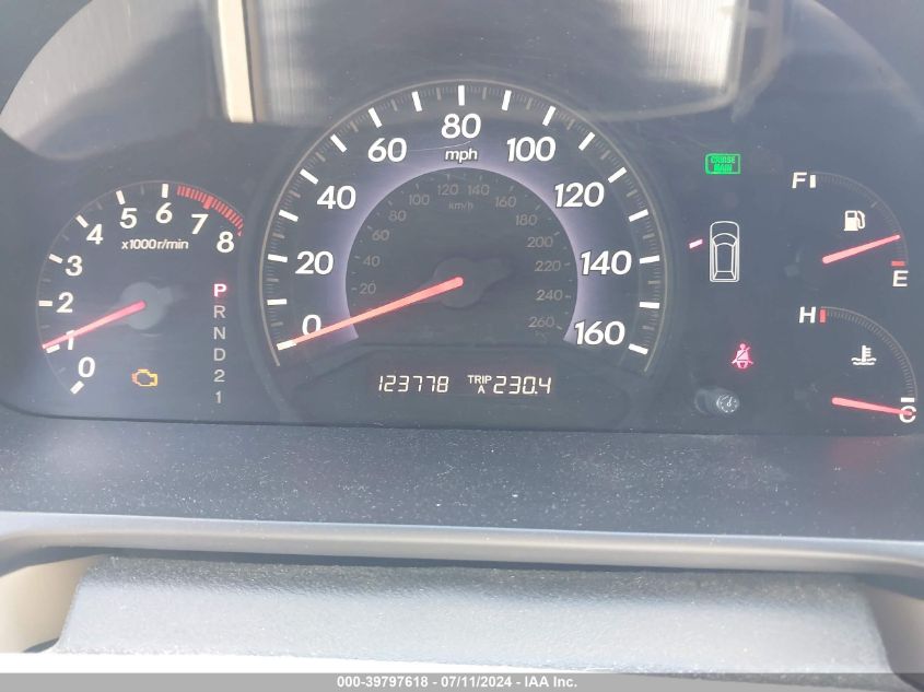 2007 Honda Odyssey Lx VIN: 5FNRL38217B117667 Lot: 39797618