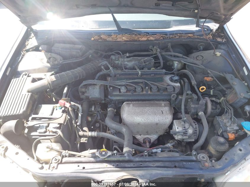 2000 Honda Accord 2.3 Ex VIN: 1HGCG6678YA011965 Lot: 39797657