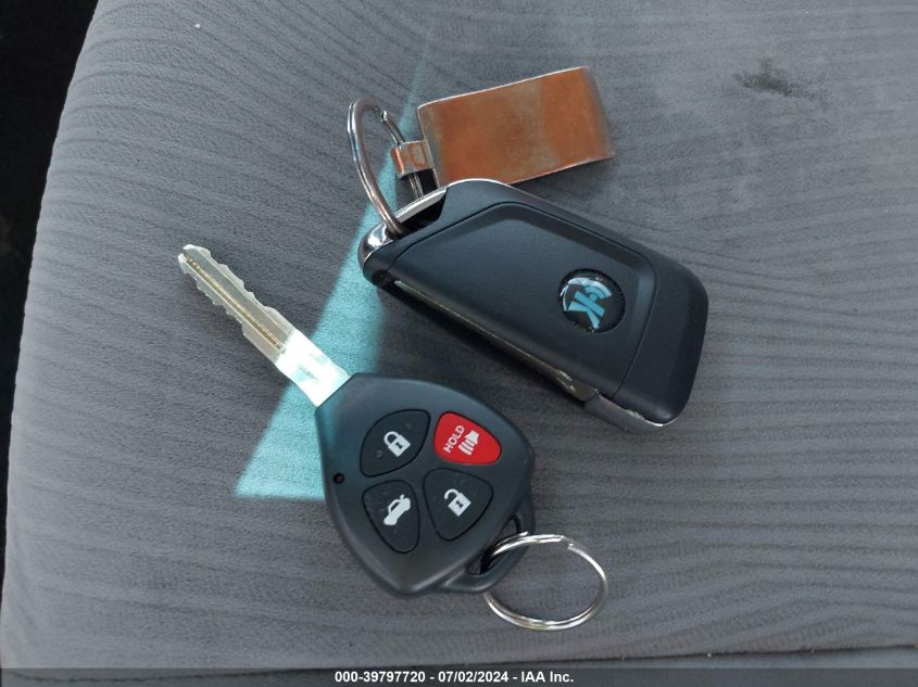 2011 Toyota Corolla Le VIN: JTDBU4EE2BJ098020 Lot: 39797720