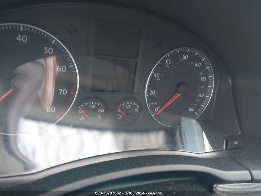 2009 Volkswagen Jetta Se/Sel VIN: 3VWRZ71K19M013918 Lot: 39797852