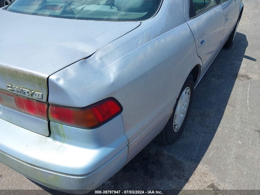 JT2BG22K1V0008669 1997 Toyota Camry Le