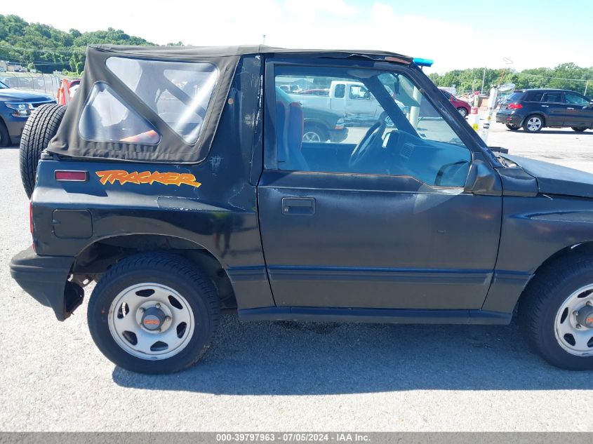 1993 Geo Tracker VIN: 2CNBE18U5P6902180 Lot: 39797963