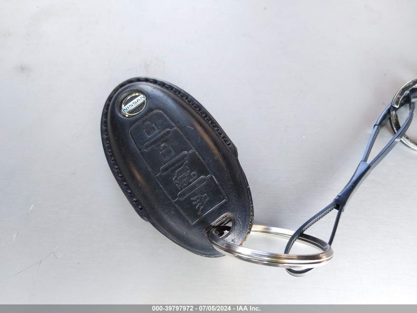 2020 Nissan Versa S 5-Speed Manual Transmission VIN: 3N1CN8BV9LL837443 Lot: 39797972