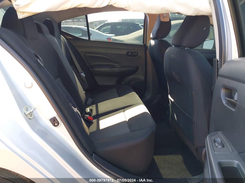 2020 Nissan Versa S 5-Speed Manual Transmission VIN: 3N1CN8BV9LL837443 Lot: 39797972