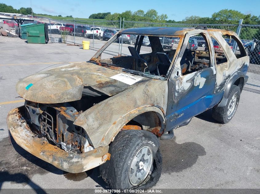 2001 Chevrolet Blazer VIN: 1GNCT18W01K170360 Lot: 39797986