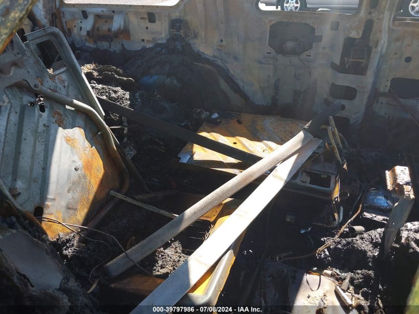 2001 Chevrolet Blazer VIN: 1GNCT18W01K170360 Lot: 39797986