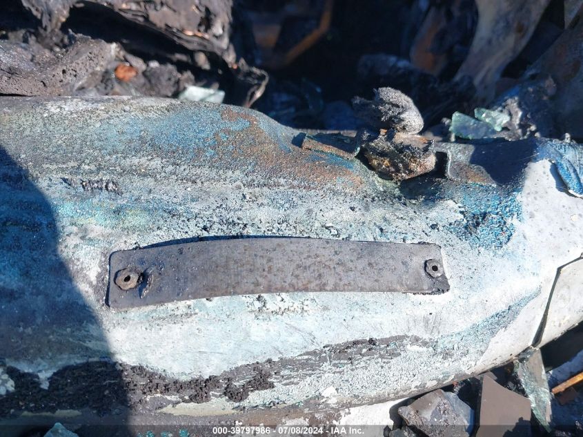 2001 Chevrolet Blazer VIN: 1GNCT18W01K170360 Lot: 39797986