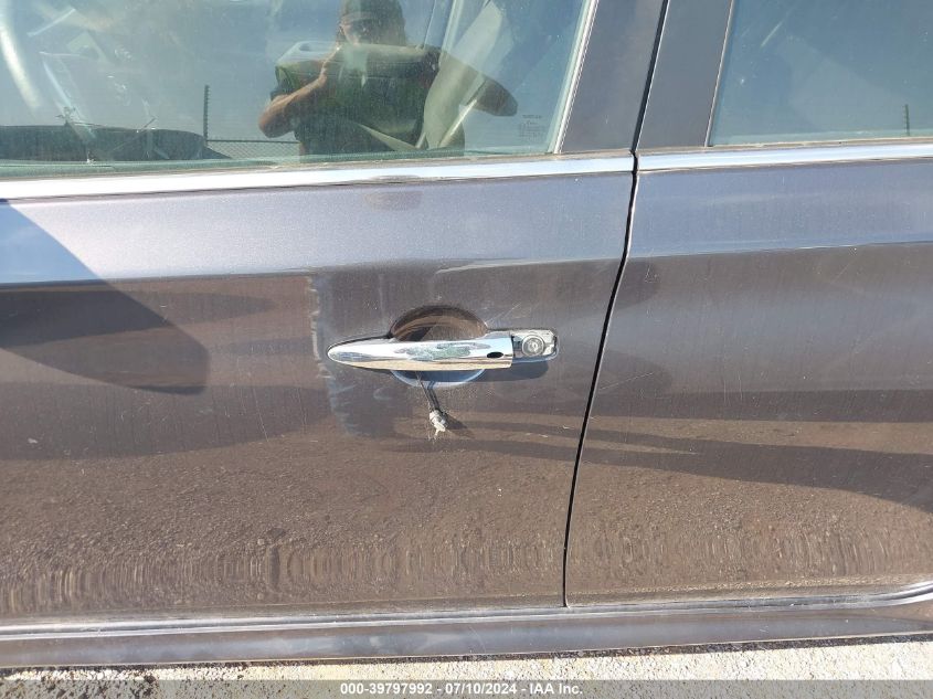 2014 Nissan Sentra Sr VIN: 3N1AB7AP3EY224172 Lot: 39797992