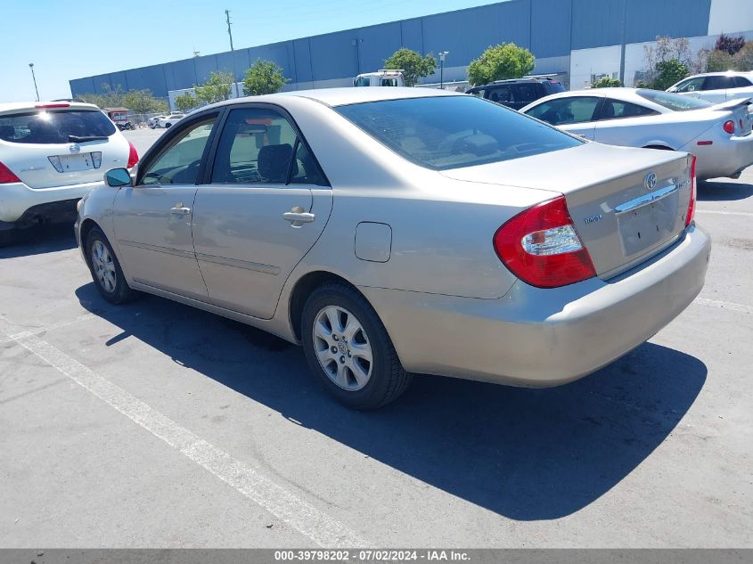 2004 Toyota Camry Le V6/Xle V6 VIN: JTDBF32K640157951 Lot: 39798202