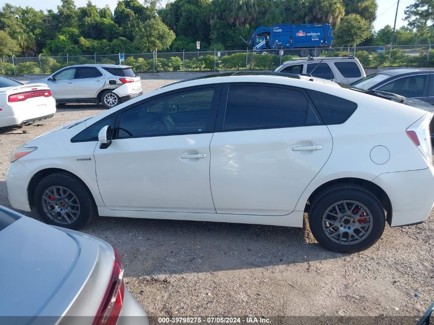 2013 Toyota Prius Three VIN: JTDKN3DUXD5562327 Lot: 39798275