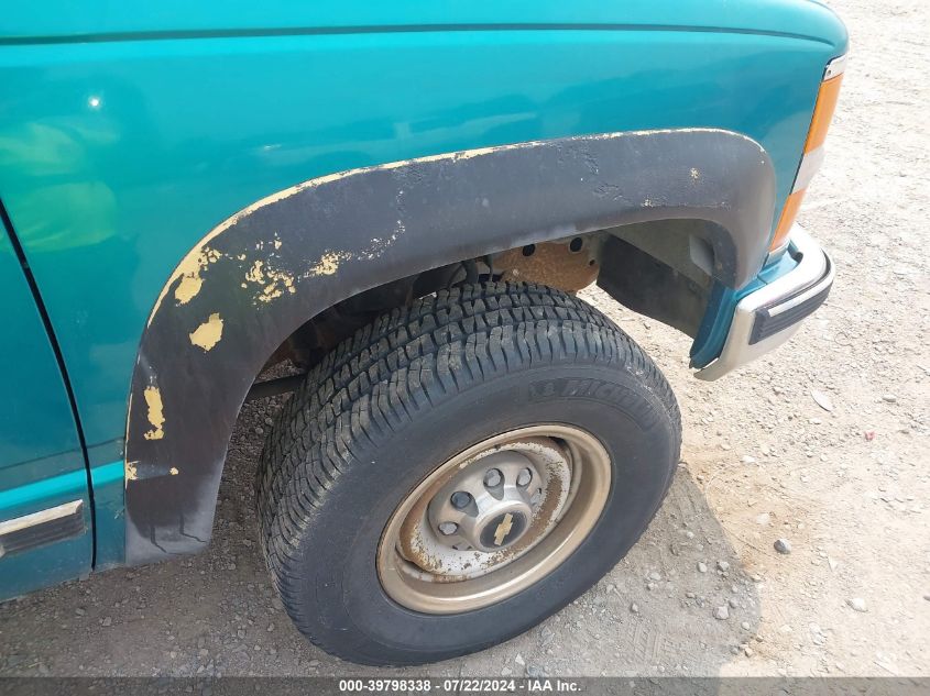 1996 Chevrolet Gmt-400 K2500 VIN: 1GCGK24R9TZ222226 Lot: 39798338