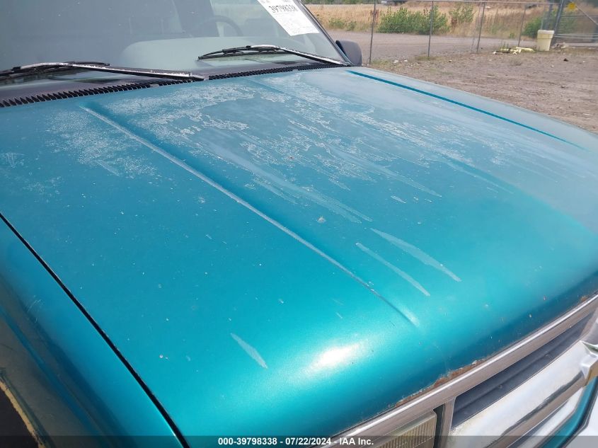 1996 Chevrolet Gmt-400 K2500 VIN: 1GCGK24R9TZ222226 Lot: 39798338