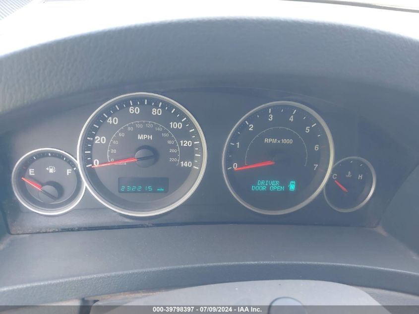 2005 Jeep Grand Cherokee Limited VIN: 1J8HR58N95C545974 Lot: 39798397