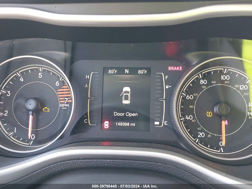 2016 Jeep Cherokee Latitude VIN: 1C4PJLCB5GW355957 Lot: 39798440