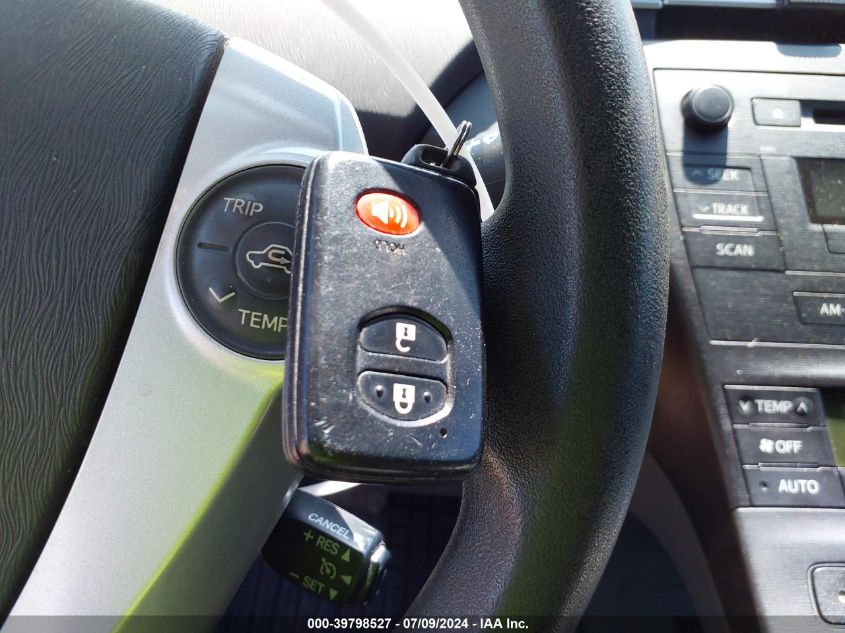 2011 Toyota Prius Two VIN: JTDKN3DU1B0288817 Lot: 39798527