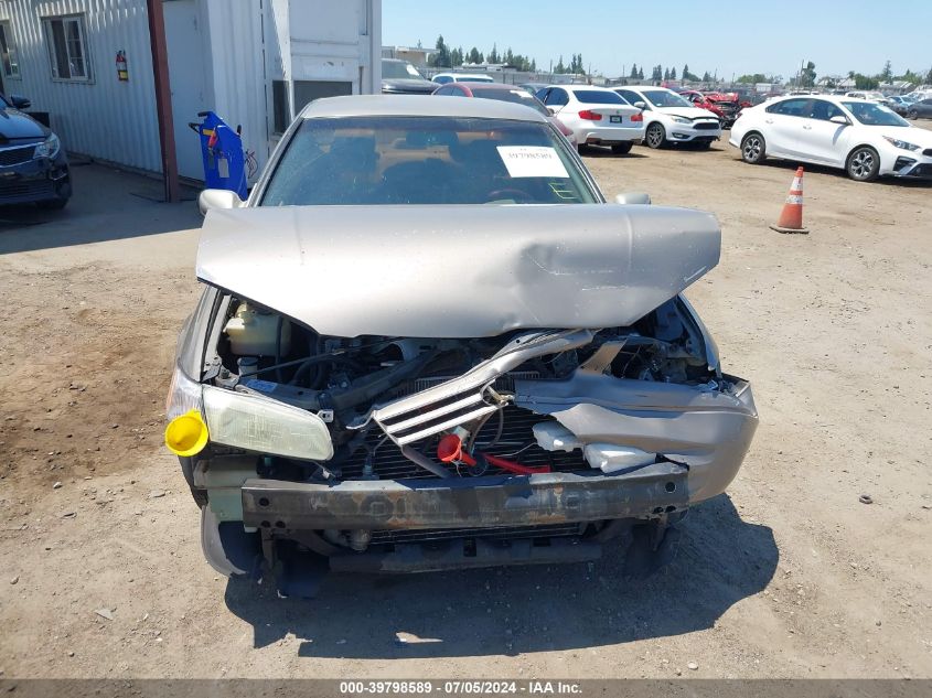 1999 Toyota Camry Ce VIN: 4T1BG22K4XU581211 Lot: 39798589