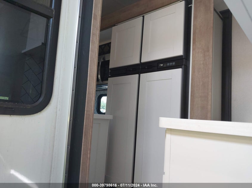 2021 KEYSTONE RV TRAVEL TRAILER (VIN: 4YDF36624ME550367