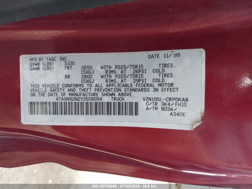 2000 Toyota Tacoma Prerunner V6 VIN: 4TASN92N2YZ608094 Lot: 39798666