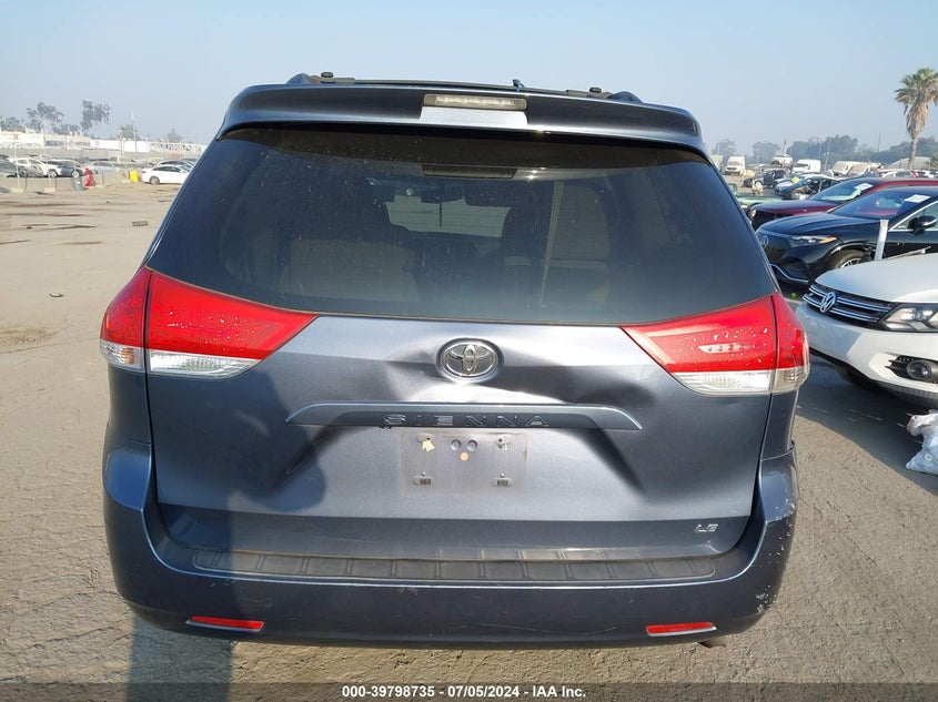 2014 Toyota Sienna Le V6 8 Passenger VIN: 5TDKK3DC6ES504162 Lot: 39798735