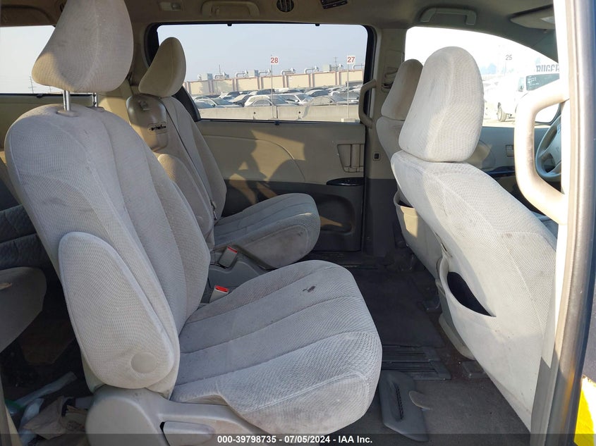 2014 Toyota Sienna Le V6 8 Passenger VIN: 5TDKK3DC6ES504162 Lot: 39798735