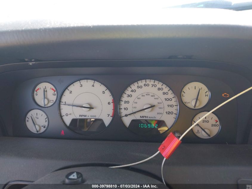 2002 Jeep Grand Cherokee Limited VIN: 1J8GW58N82C238036 Lot: 39798810