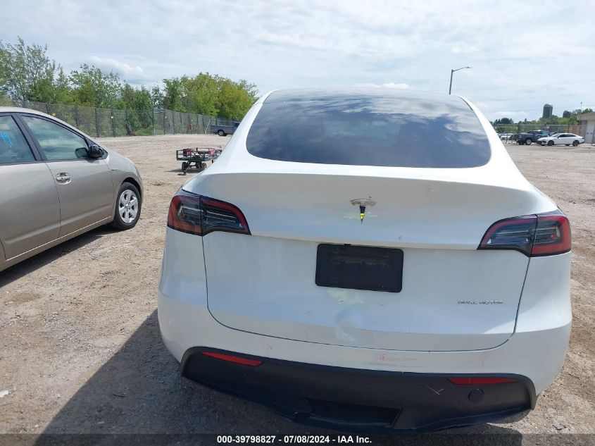 2023 Tesla Model Y VIN: 7SAYGDEE1PF622437 Lot: 39798827