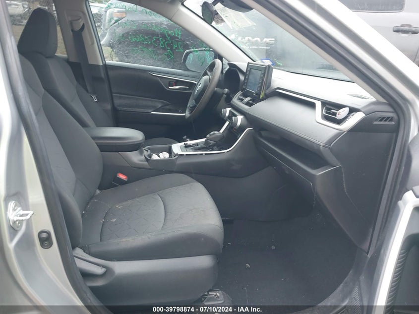 2021 TOYOTA RAV4 XLE - 2T3W1RFV7MW120281