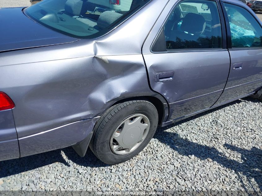 2000 Toyota Camry Ce VIN: 4T1BG22K6YU674989 Lot: 39798986