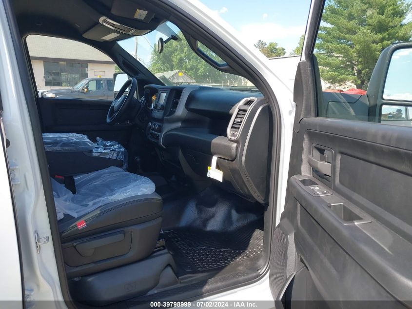 2024 Ram 3500 Tradesman 4X4 8' Box VIN: 3C63RRGL0RG307613 Lot: 39798999