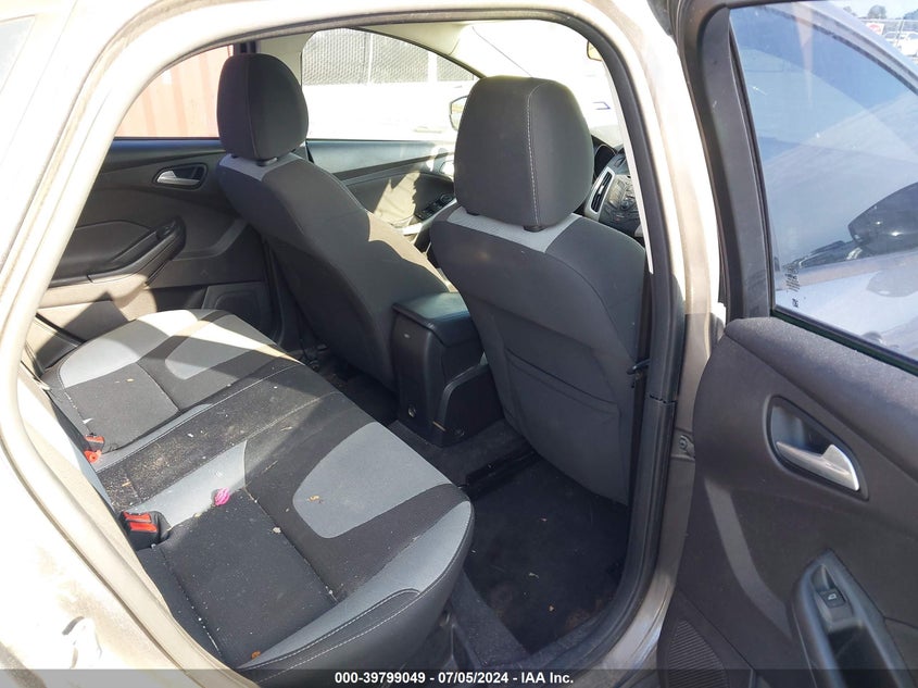 2012 Ford Focus Se VIN: 1FAHP3F28CL465840 Lot: 39799049