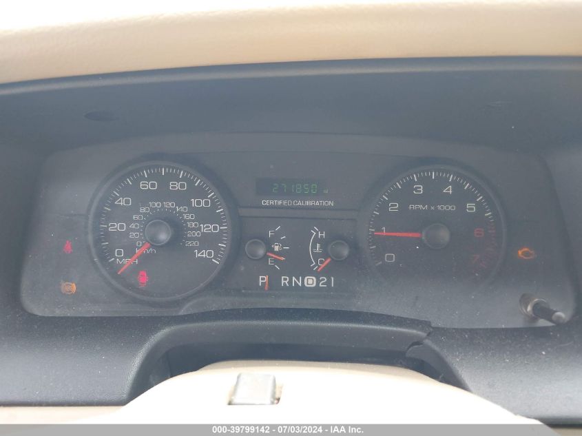 2006 Ford Crown Victoria VIN: 2FAFP71W76X127829 Lot: 39799142