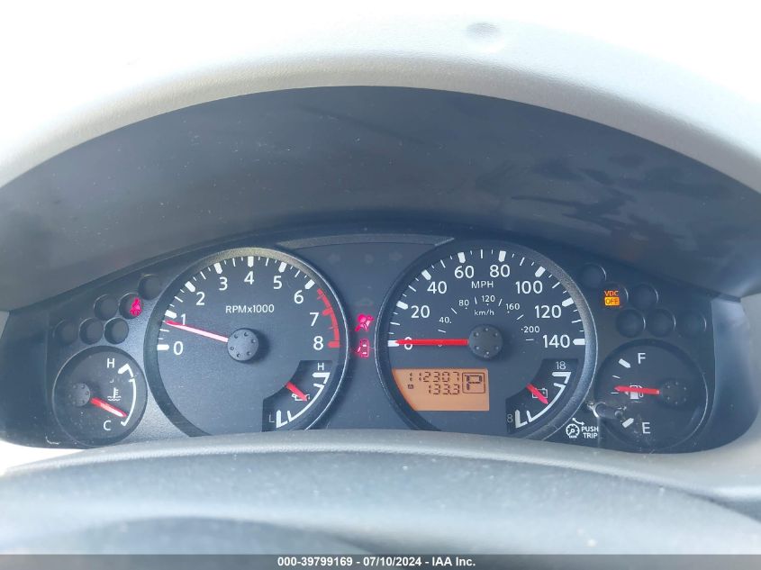 2010 Nissan Xterra S VIN: 5N1AN0NU7AC517132 Lot: 39799169