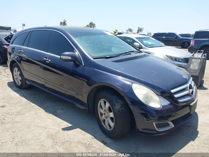 2007 Mercedes-Benz R 350 4Matic VIN: 4JGCB65E47A044369 Lot: 39799225