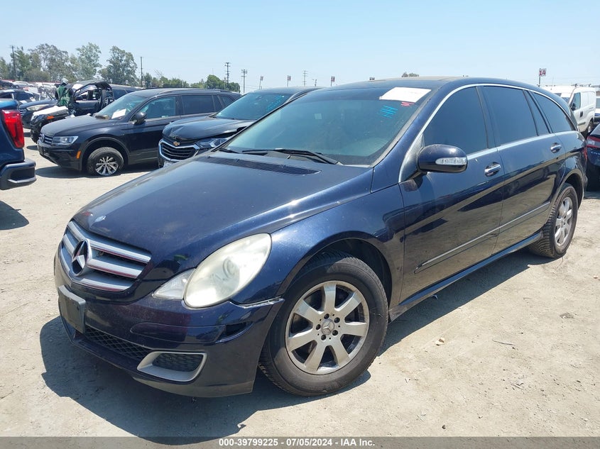 2007 Mercedes-Benz R 350 4Matic VIN: 4JGCB65E47A044369 Lot: 39799225
