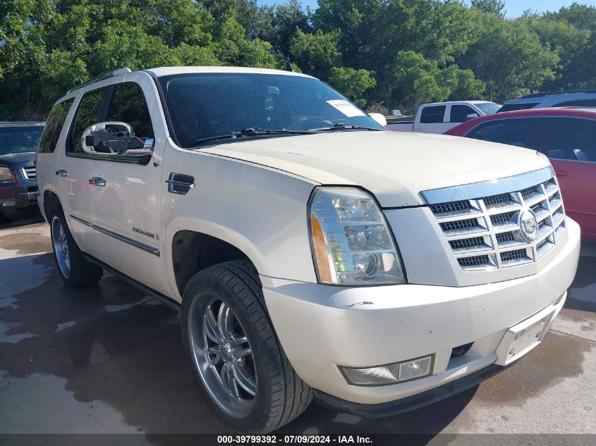 2008 Cadillac Escalade Standard VIN: 1GYEC63868R204823 Lot: 39799392