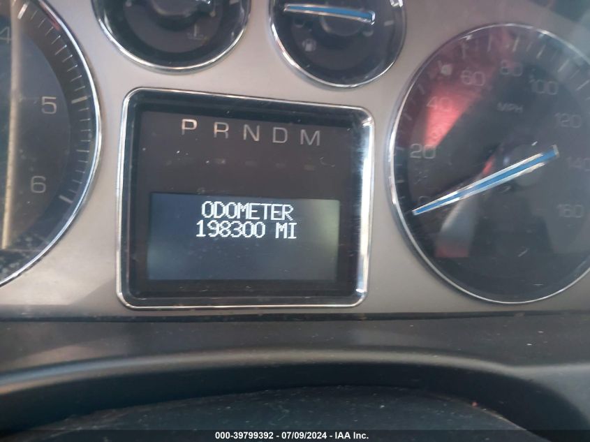 2008 Cadillac Escalade Standard VIN: 1GYEC63868R204823 Lot: 39799392