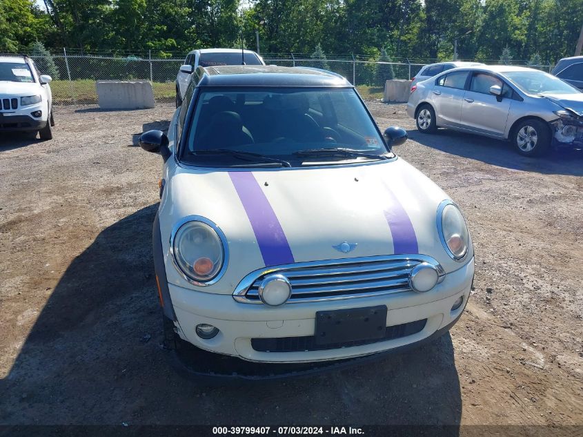 2009 Mini Cooper Clubman VIN: WMWML33579TX33771 Lot: 39799407