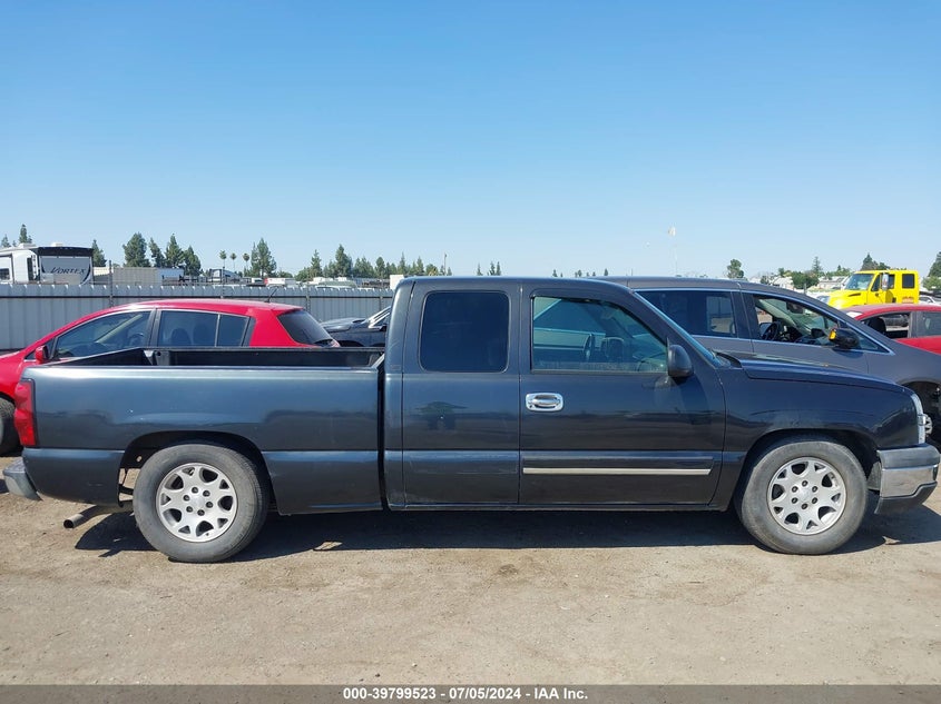 2004 Chevrolet Silverado 1500 Ls VIN: 2GCEC19T641399961 Lot: 39799523