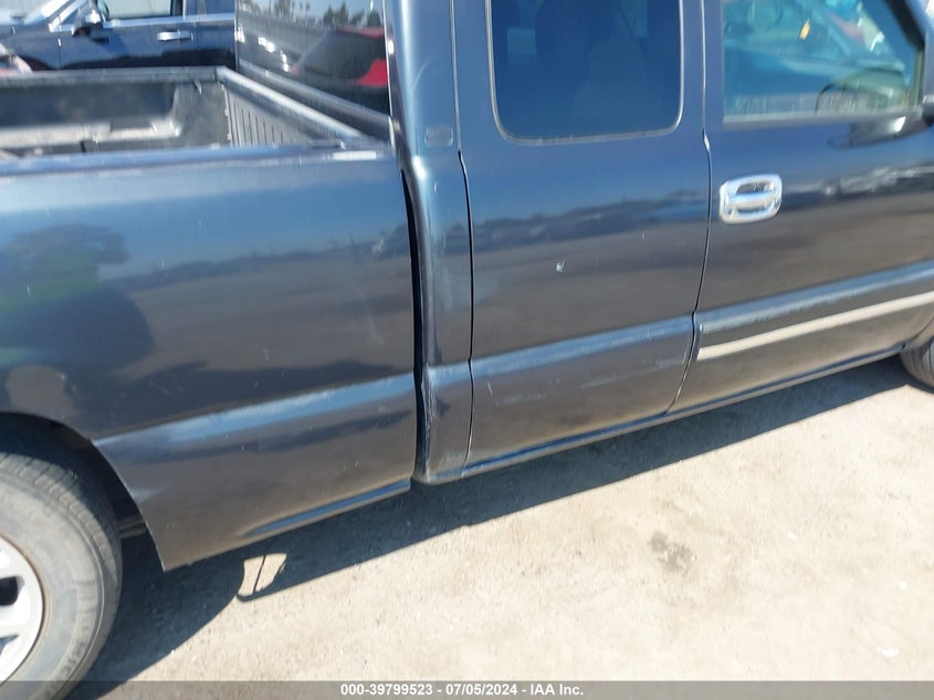 2004 Chevrolet Silverado 1500 Ls VIN: 2GCEC19T641399961 Lot: 39799523