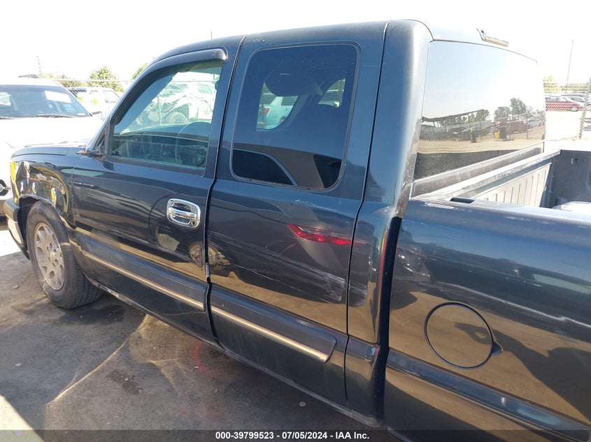 2004 Chevrolet Silverado 1500 Ls VIN: 2GCEC19T641399961 Lot: 39799523
