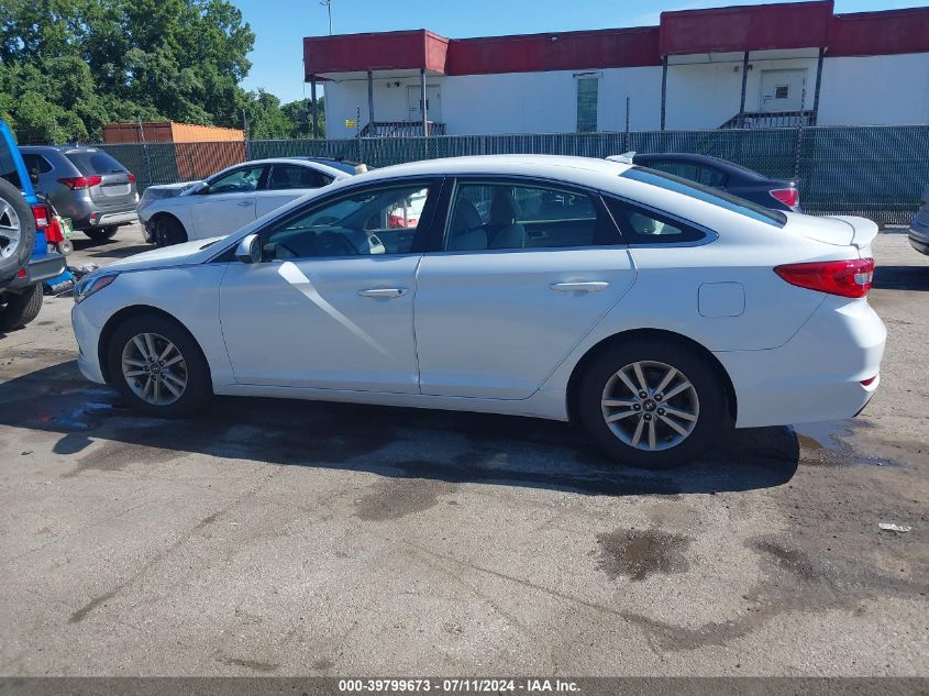 2016 HYUNDAI SONATA SE - 5NPE24AF5GH302178