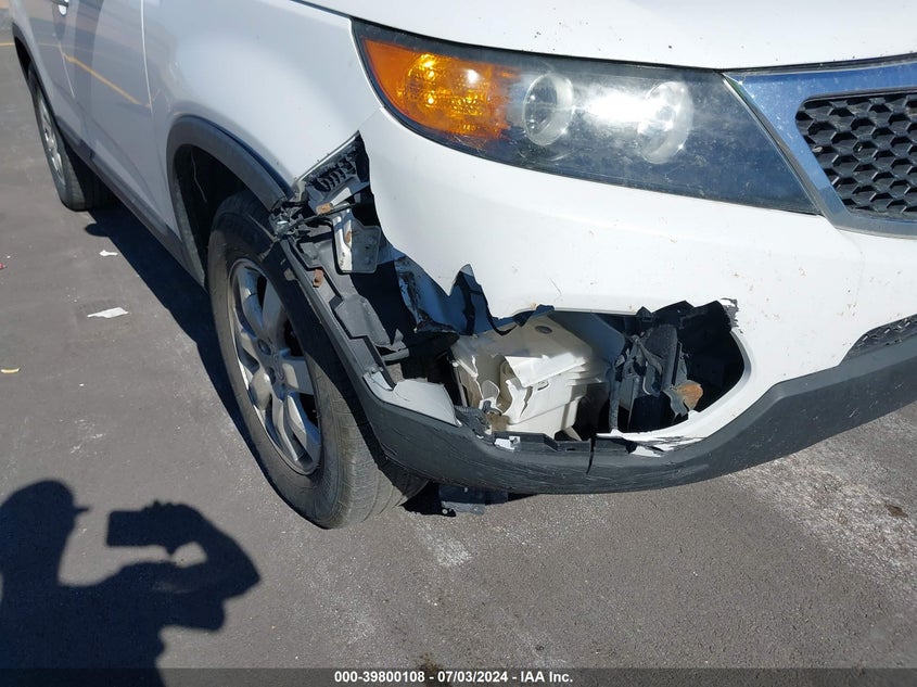 2011 Kia Sorento Lx V6 VIN: 5XYKT4A26BG158542 Lot: 39800108