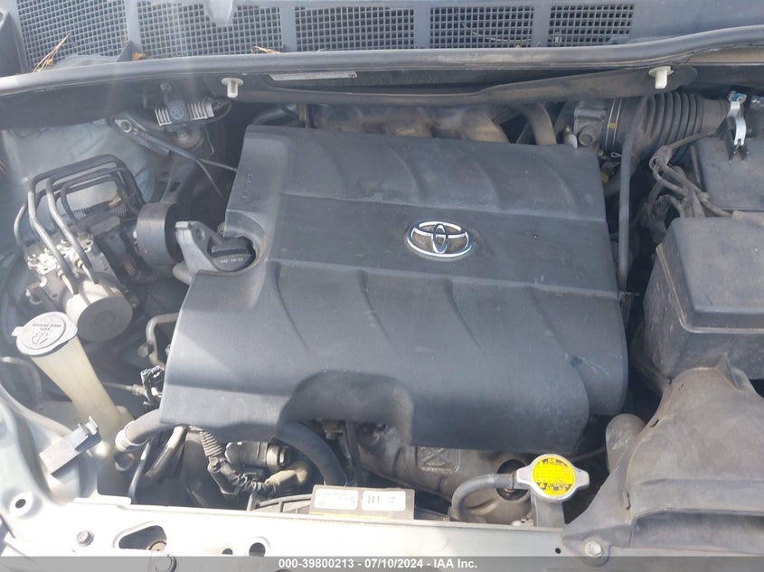 2014 Toyota Sienna Xle V6 8 Passenger VIN: 5TDYK3DC5ES422711 Lot: 39800213