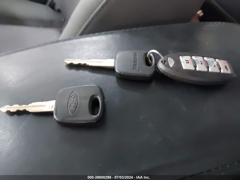 2004 Ford Escape Xls VIN: 1FMYU92134DA19833 Lot: 39800298