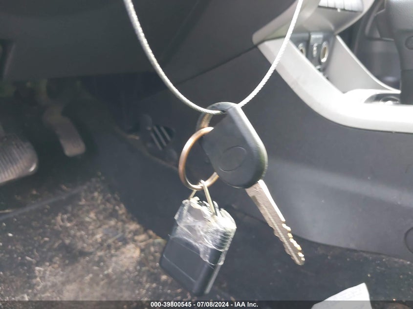 2010 Ford Focus Ses VIN: 1FAHP3GN9AW185879 Lot: 39800545