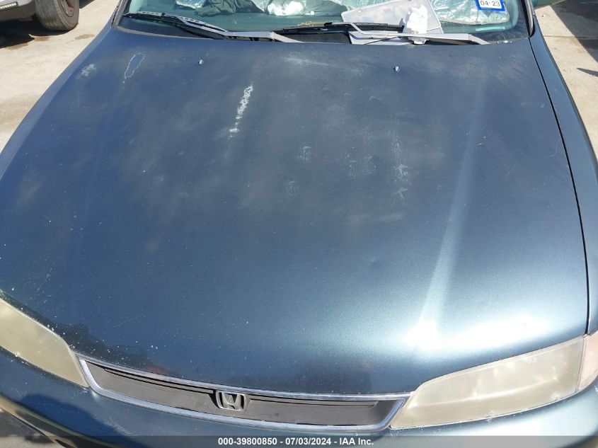 1996 Honda Accord Lx/Ex VIN: 1HGCD5636TA021824 Lot: 39800850