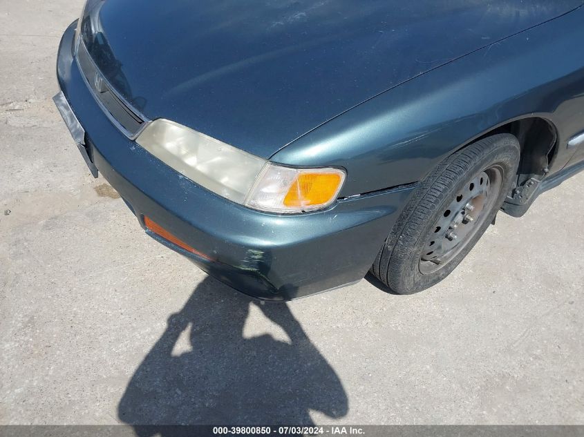 1996 Honda Accord Lx/Ex VIN: 1HGCD5636TA021824 Lot: 39800850