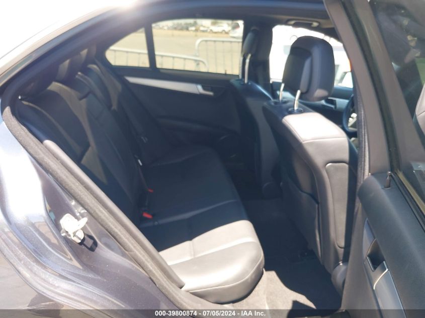 2013 Mercedes-Benz C 250 Luxury/Sport VIN: WDDGF4HB6DA779856 Lot: 39800874