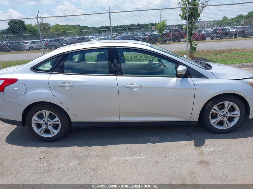 2014 Ford Focus Se VIN: 1FADP3F22EL458514 Lot: 39800936