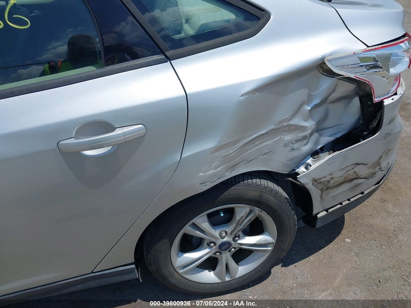 2014 Ford Focus Se VIN: 1FADP3F22EL458514 Lot: 39800936